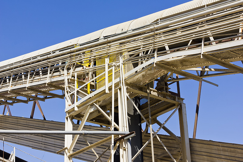 conveyor-519664421