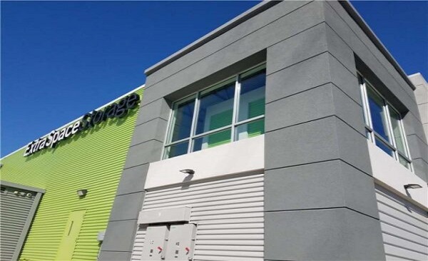 Self-Storage & Modular Building